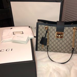 GUCCI Padlock Medium GG Shoulder Bag